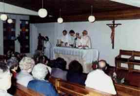 Durante la celebración de una misa.